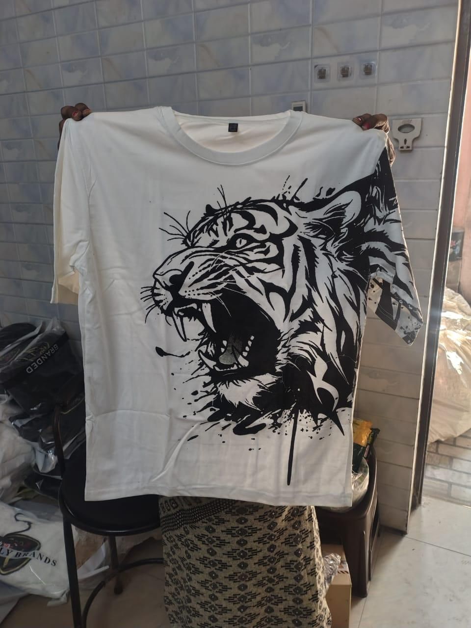 Men’s Premium Waffle Knit Graphic Crew Neck T-Shirt – Stylish Casual Wear